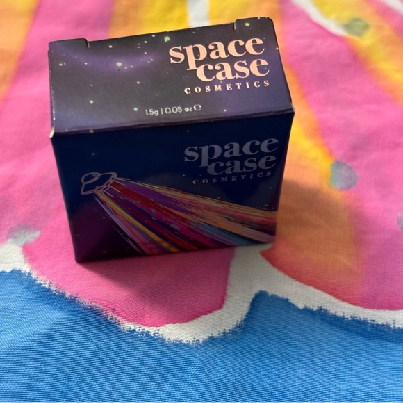 Space Case Cosmetics Eyeshadow in “Space Food” Vegan & Cruelty Free NWT - Picture 7 of 14